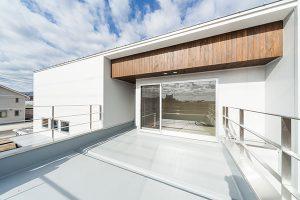旭町S邸　２階外　開放的なスペース　茨城県水戸市宇津建築設計事務所実績例